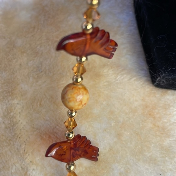 Vintage yellow matrix jasper bead with Bakelite birds Beaded Necklace 28”